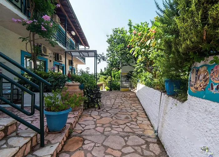 דירה Andromaches Sea View 2 *