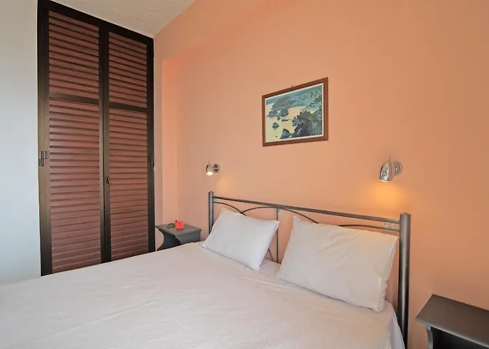Andromaches Sea View 2 דירה